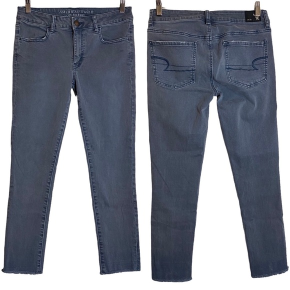 AEO Denim Super Super Stretch Crop Jegging Medium Blue Wash Raw Hem Mid Rise 8 - Picture 1 of 15